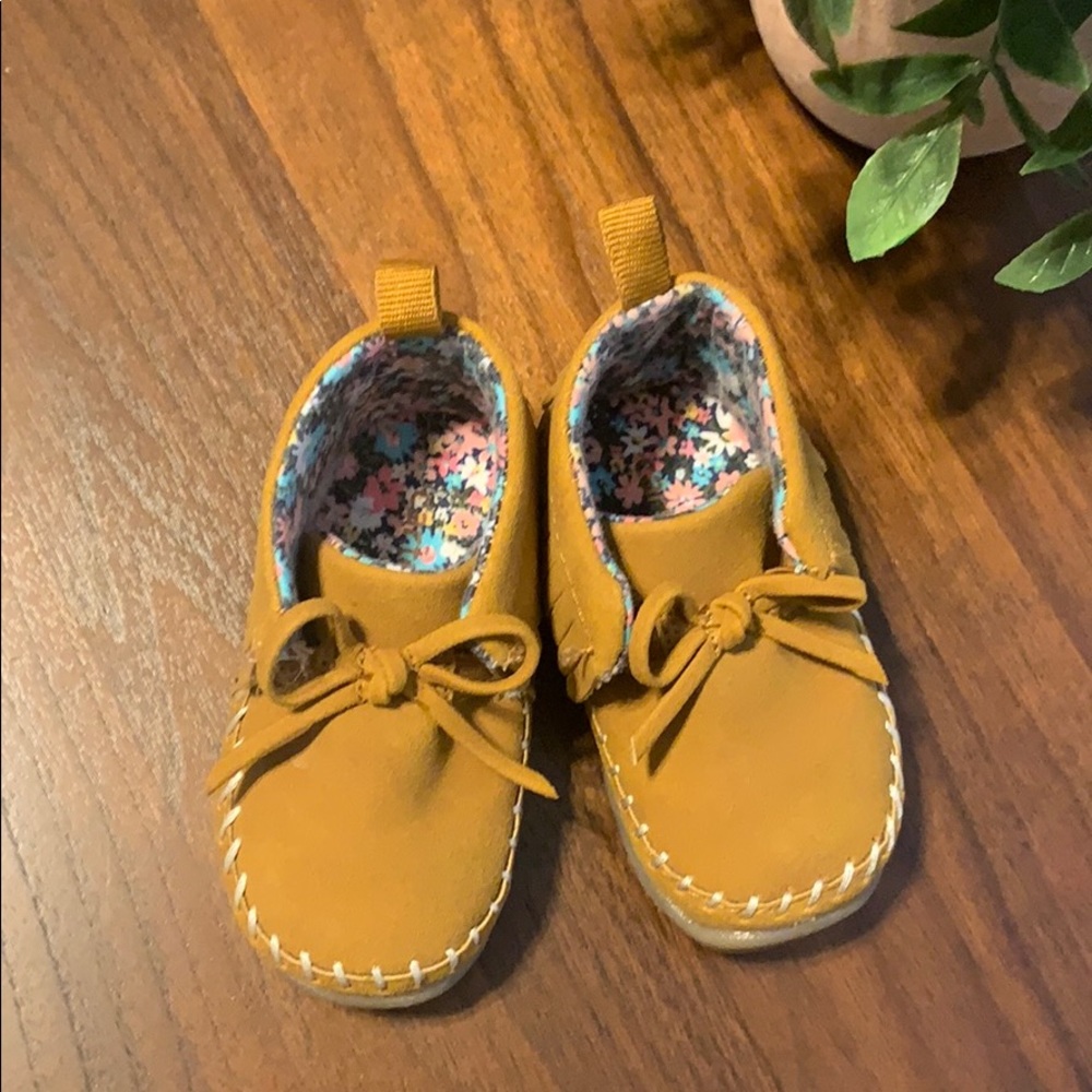 NWOT Carter’s Moccasins